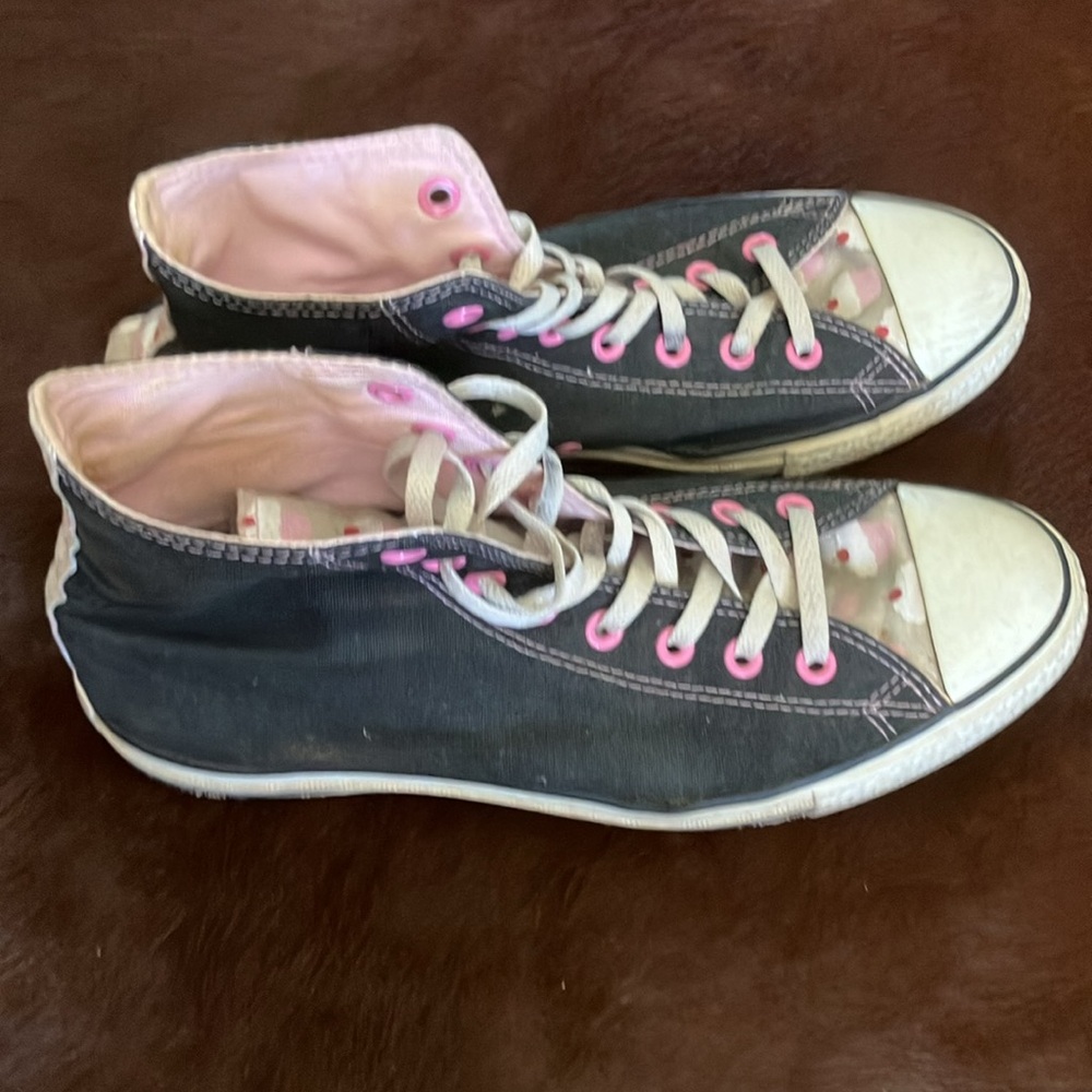 Custom Hightop Converse - Picture 5 of 8